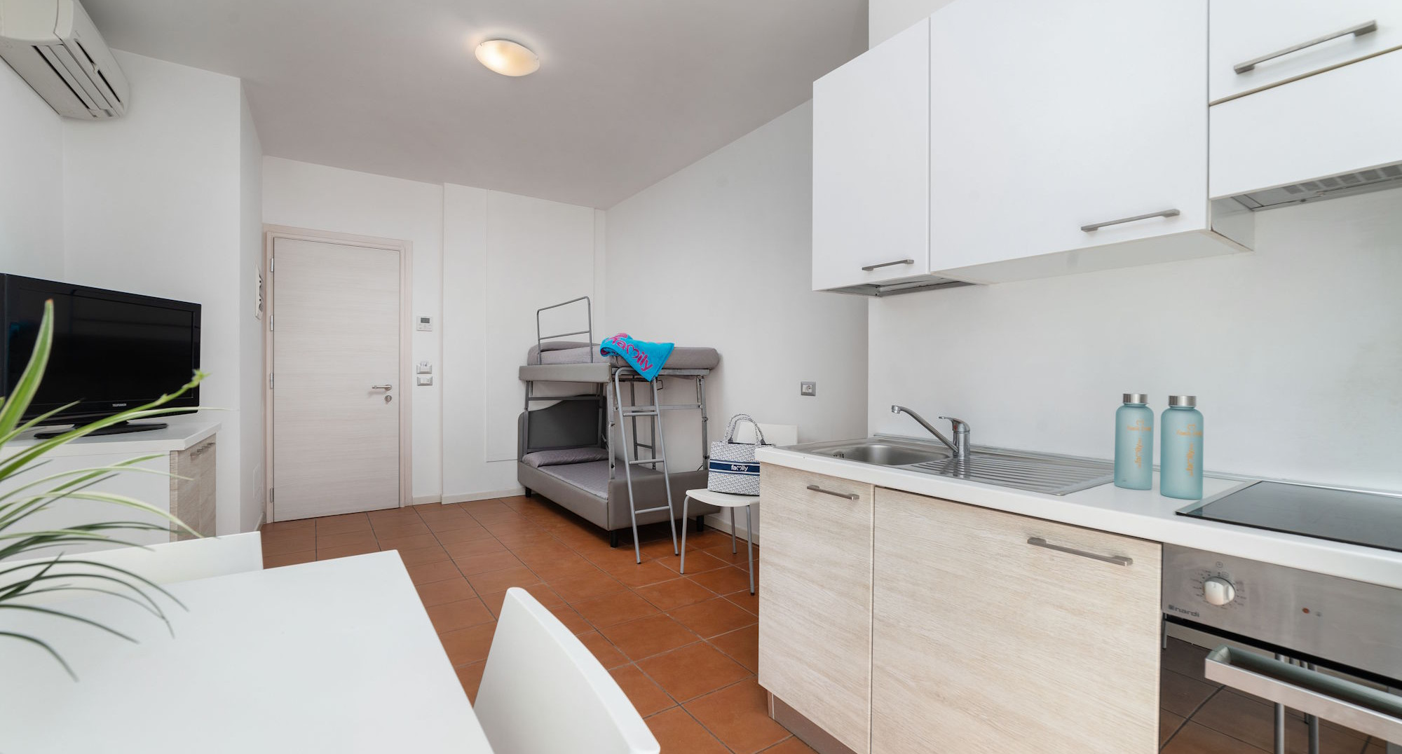 media.appartamenti estivi riccione (4)