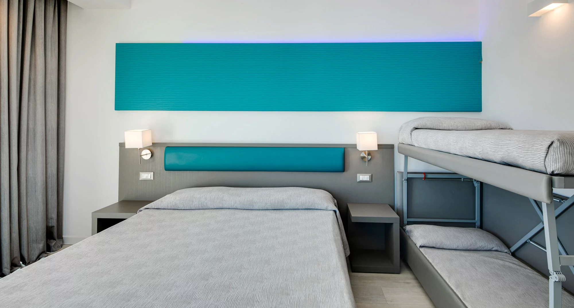 media.Slide-Family-Room-8-CFH-Riccione