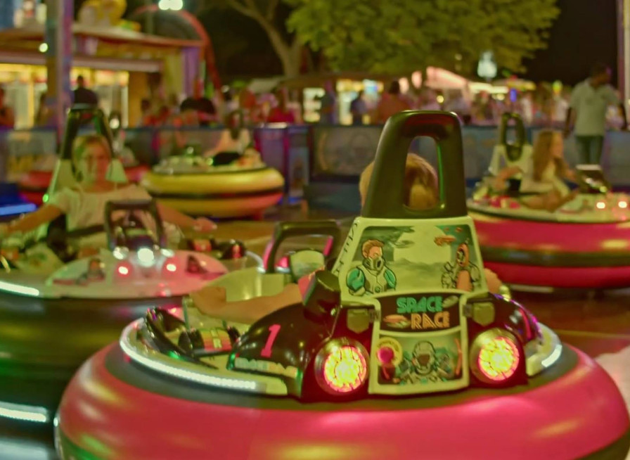 media.bumper-cars-autoscontro-club-family-hotel-riccione